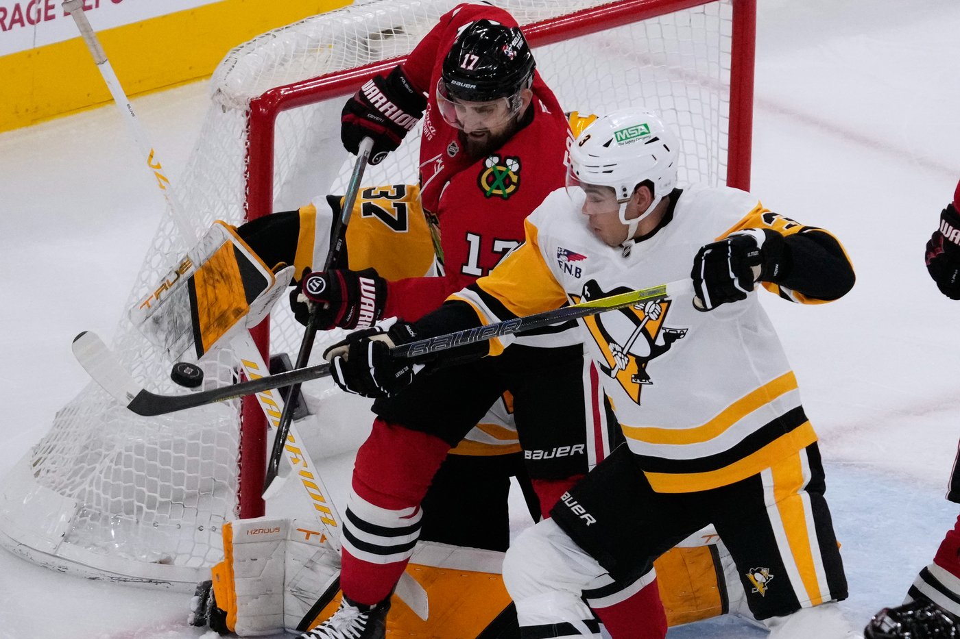 Brazeau has hat trick, Rust scores twice as Penguins rout Blackhawks 7-3 | iNFOnews.ca