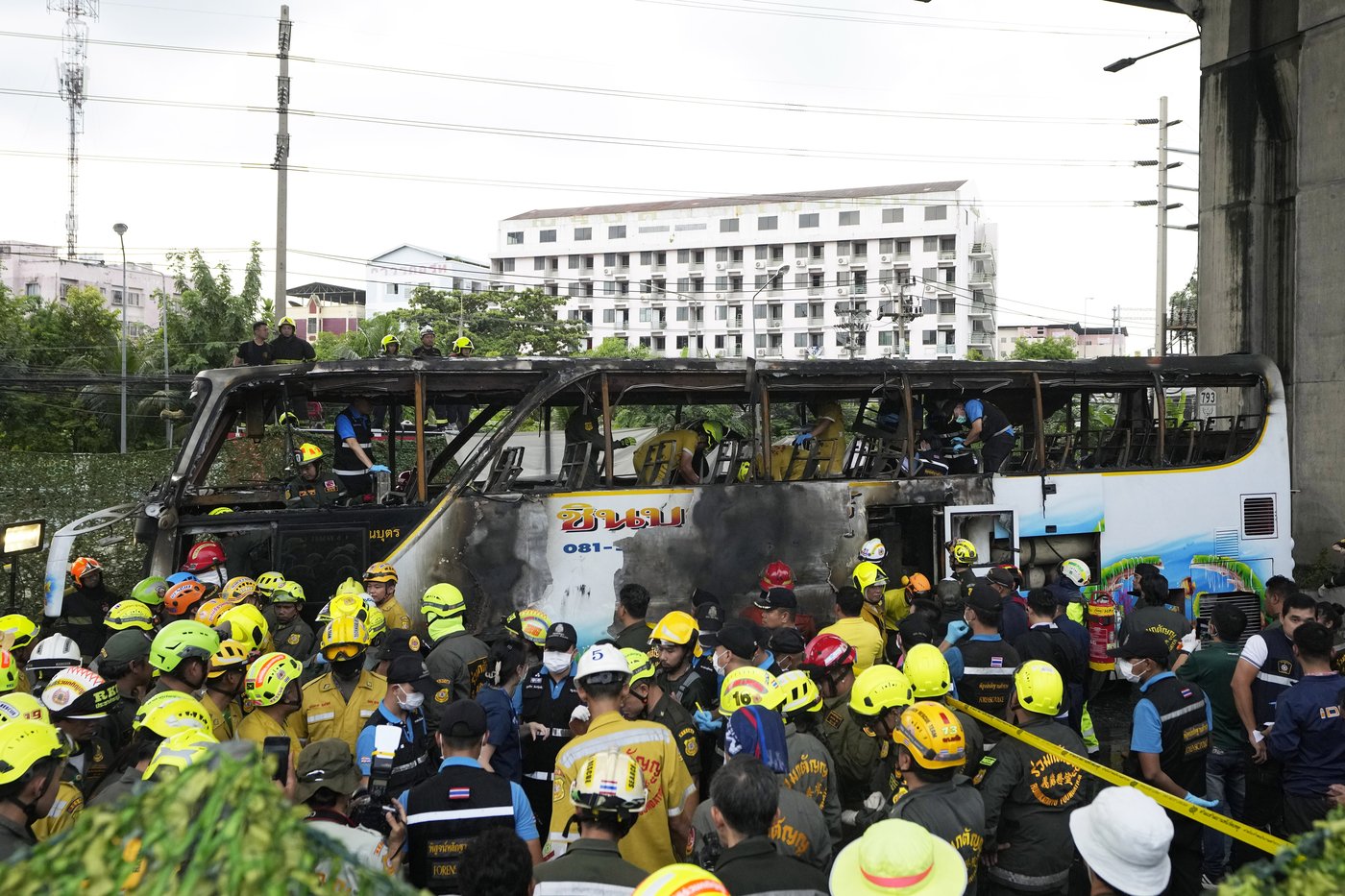 More than 20 are feared dead after a school bus catches fire in suburban Bangkok | iNFOnews.ca More than 20 are feared dead after a school bus catches fire in suburban Bangkok | iNFOnews.ca