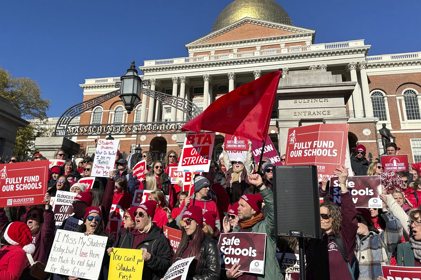 Striking Massachusetts teachers appeal to governor on Statehouse steps | iNFOnews.ca Striking Massachusetts teachers appeal to governor on Statehouse steps | iNFOnews.ca