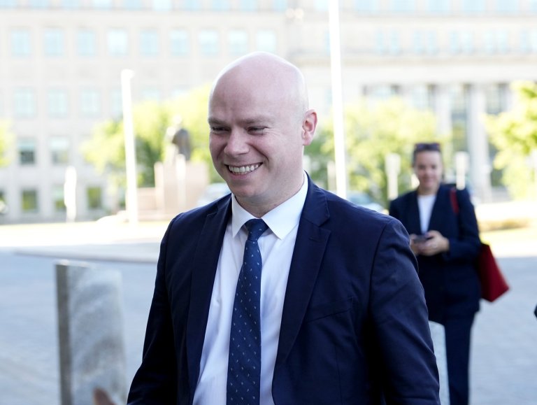 Carney staffer Braeden Caley to seek nomination in B.C. byelection | iNFOnews.ca
