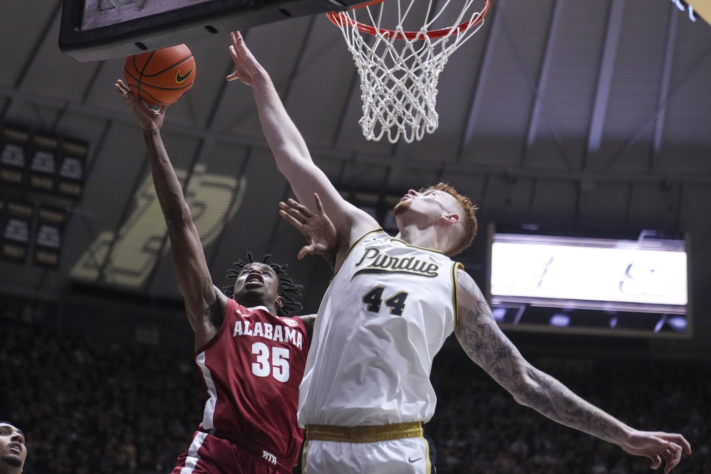Trey Kaufman-Renn scores 26 points to lead No. 13 Purdue past No. 2 Alabama 87-78 | iNFOnews.ca