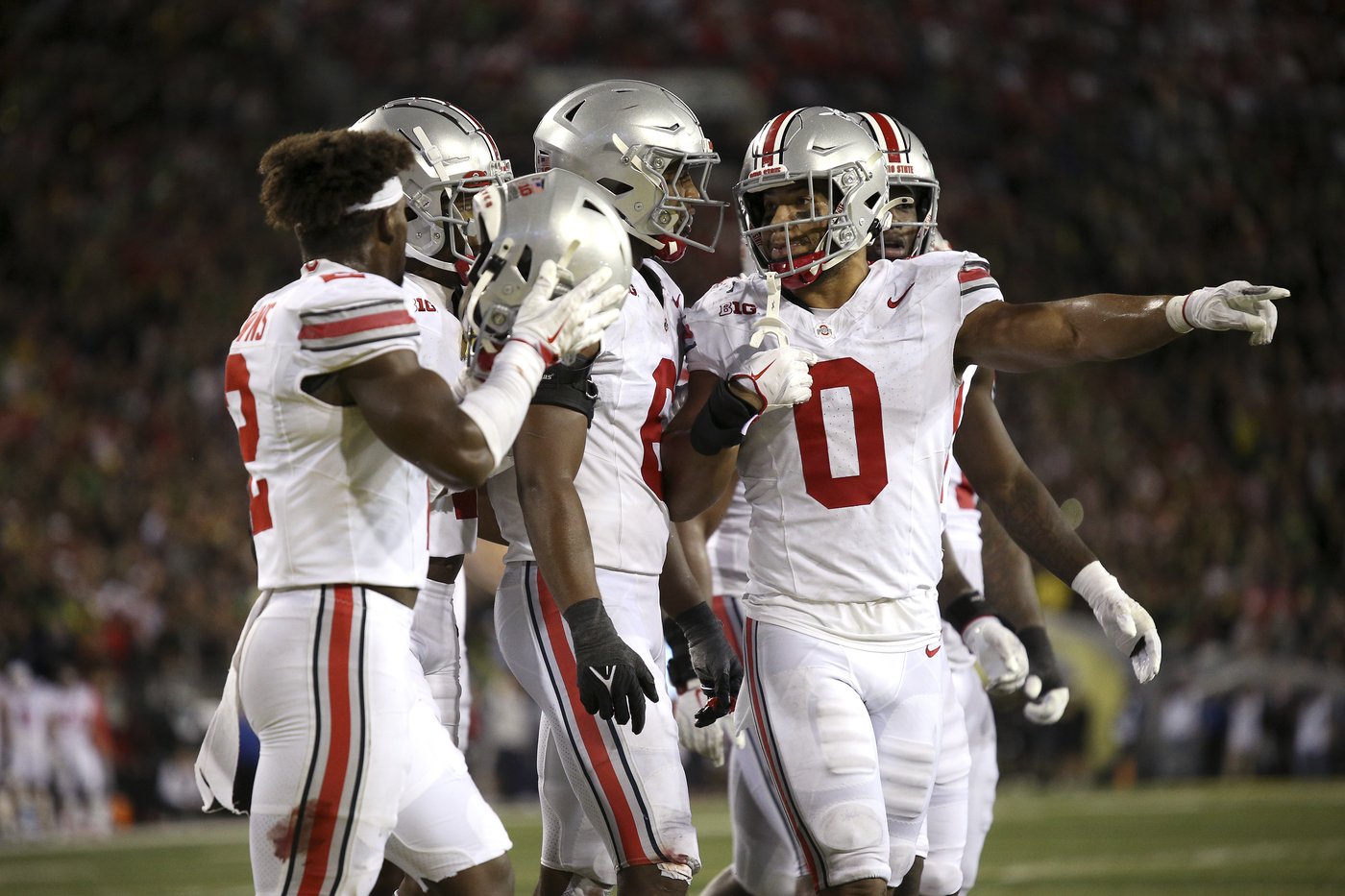 Dillon Gabriel rallies No. 3 Oregon past No. 2 Ohio State, 32-31 | iNFOnews.ca Dillon Gabriel rallies No. 3 Oregon past No. 2 Ohio State, 32-31 | iNFOnews.ca