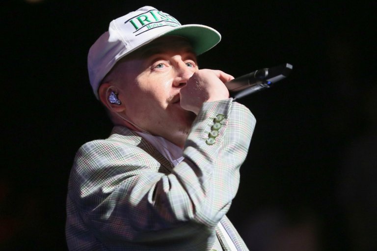 Macklemore is dropped from Ed Sheeran's tour over pro-Palestinian comments onstage | iNFOnews.ca