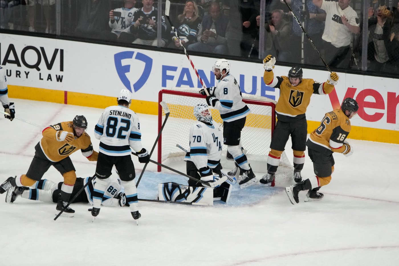 Howden's short-handed goal gives Golden Knights 5-4 double-OT win over Mammoth and 3-2 series lead | iNFOnews.ca