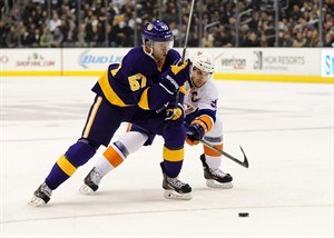 Canucks sign restricted-free-agent forward Linden Vey to one-year contract | iNFOnews.ca CP29159386