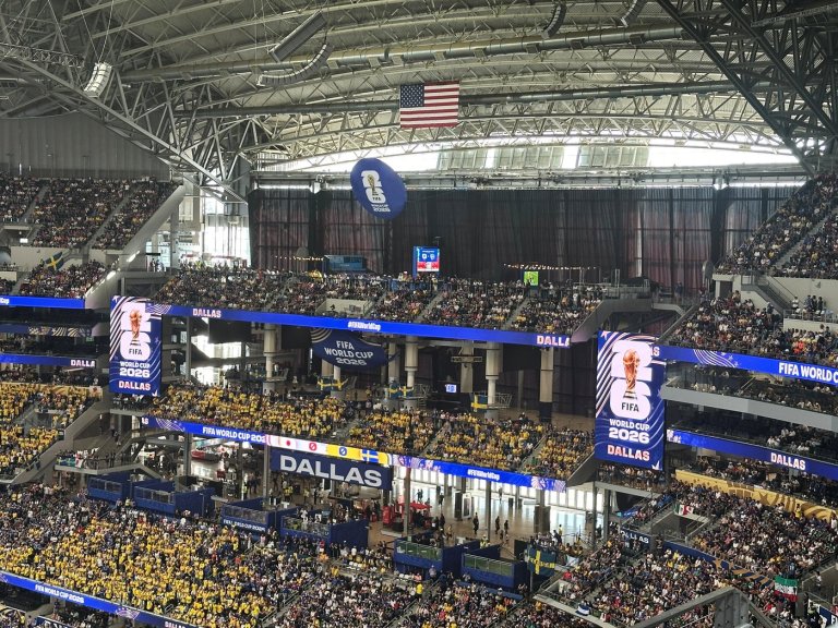 Curtains go up at AT&T Stadium for the World Cup, a glare-blocking move rejected by Jerry Jones | iNFOnews.ca