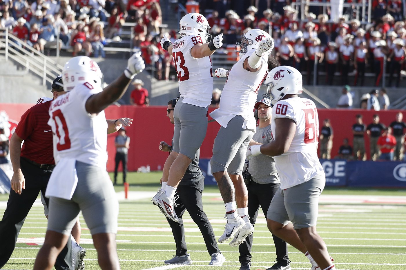 Ethan O'Connor's late 60-yard pick-6 rallies Washington State to 25-17 victory over Fresno State | iNFOnews.ca