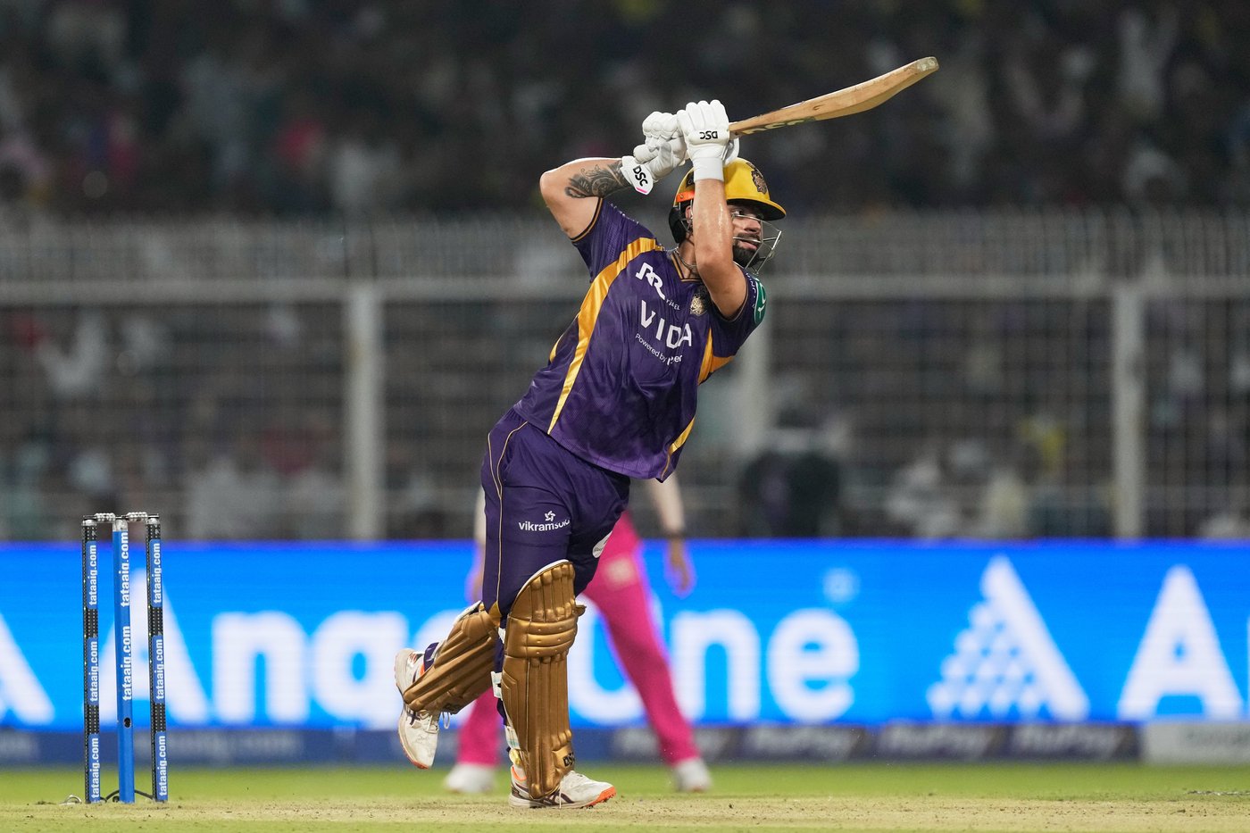 Kolkata beats Rajasthan for its first win in IPL, Punjab stays top | iNFOnews.ca