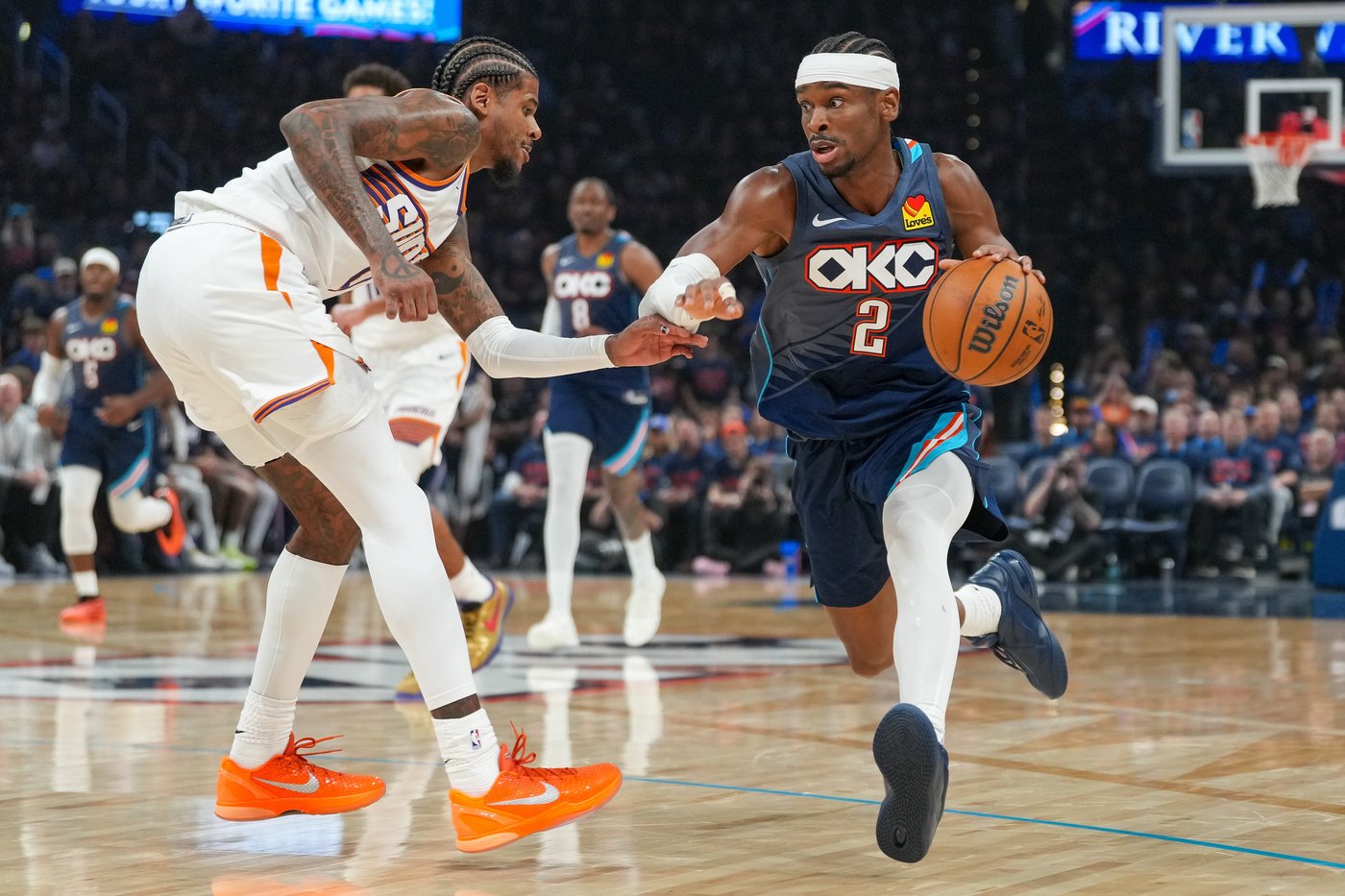 Gilgeous-Alexander scores 37 as the Thunder beat the Suns to go up 2-0 in their 1st-round series | iNFOnews.ca