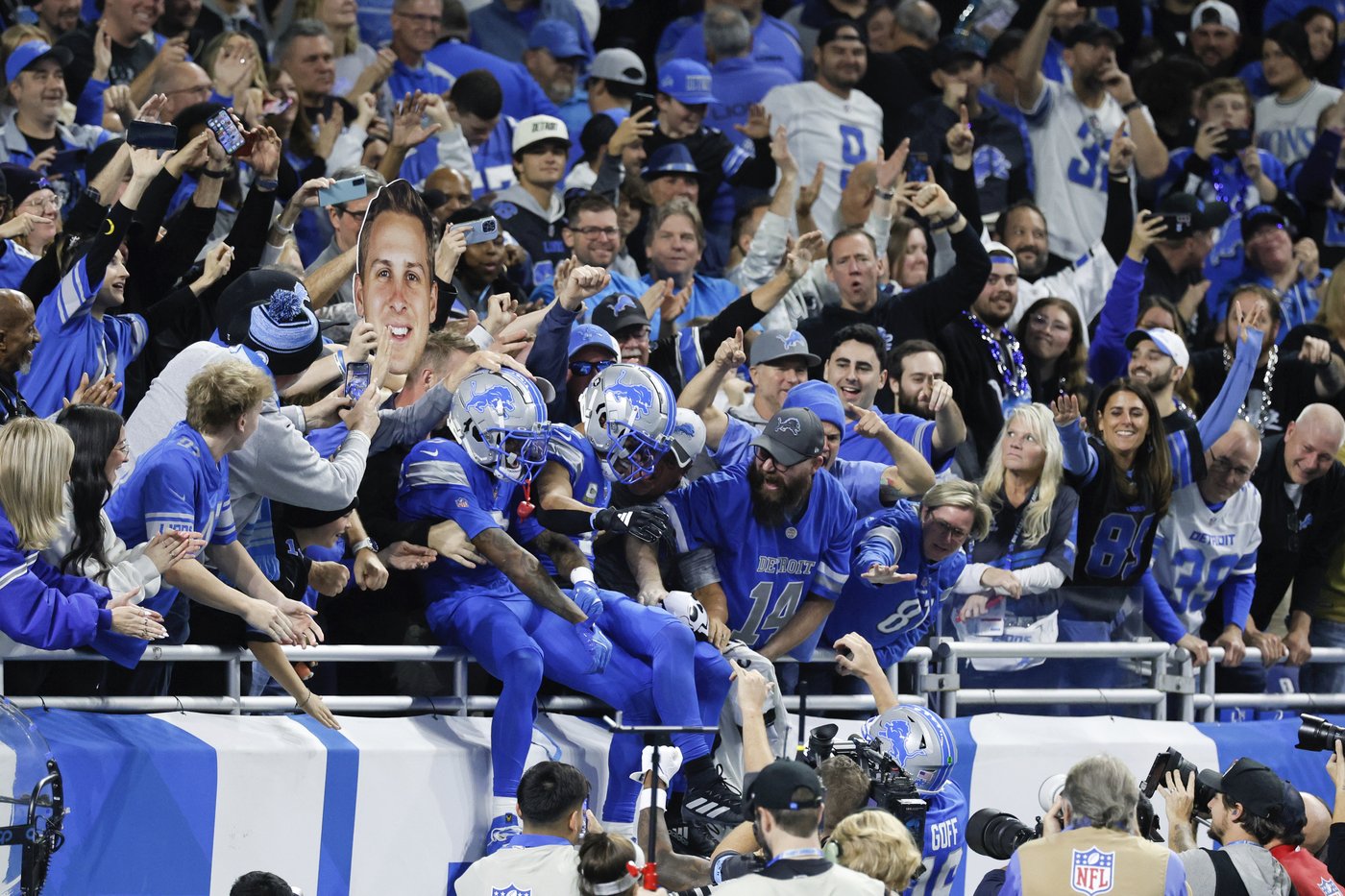 Jared Goff and NFC-leading Lions score at will in 52-6 win over Jaguars | iNFOnews.ca