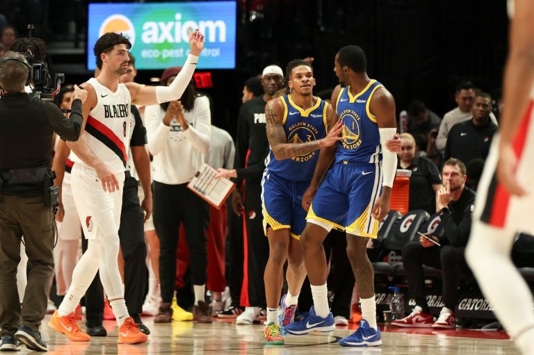 Golden State's Jonathan Kuminga fined $35,000 for making contact with official | iNFOnews.ca