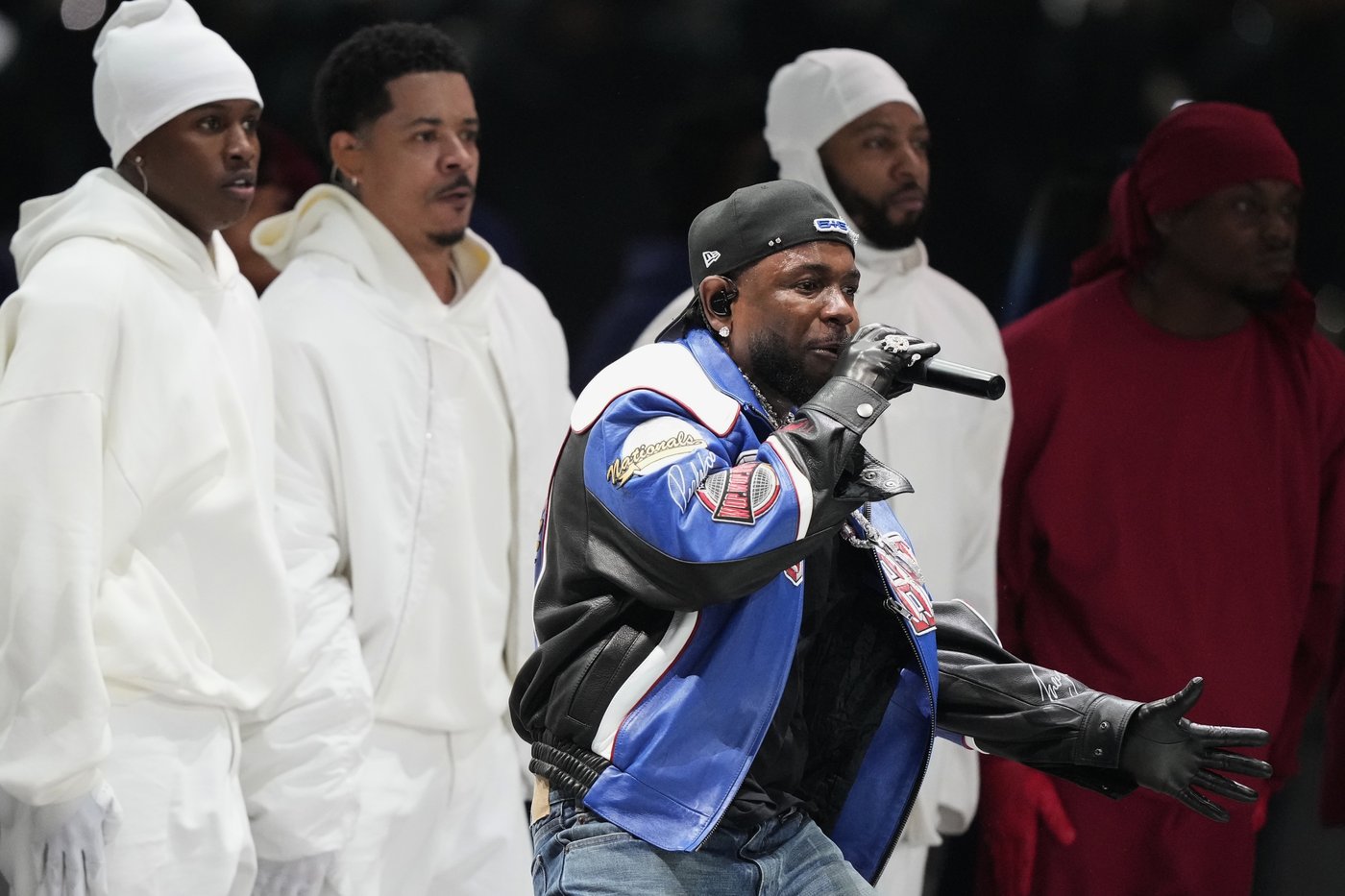 Review: Kendrick Lamar brings America and 'Not Like Us' into history-making Super Bowl halftime show | iNFOnews.ca Review: Kendrick Lamar brings America and 'Not Like Us' into history-making Super Bowl halftime show | iNFOnews.ca