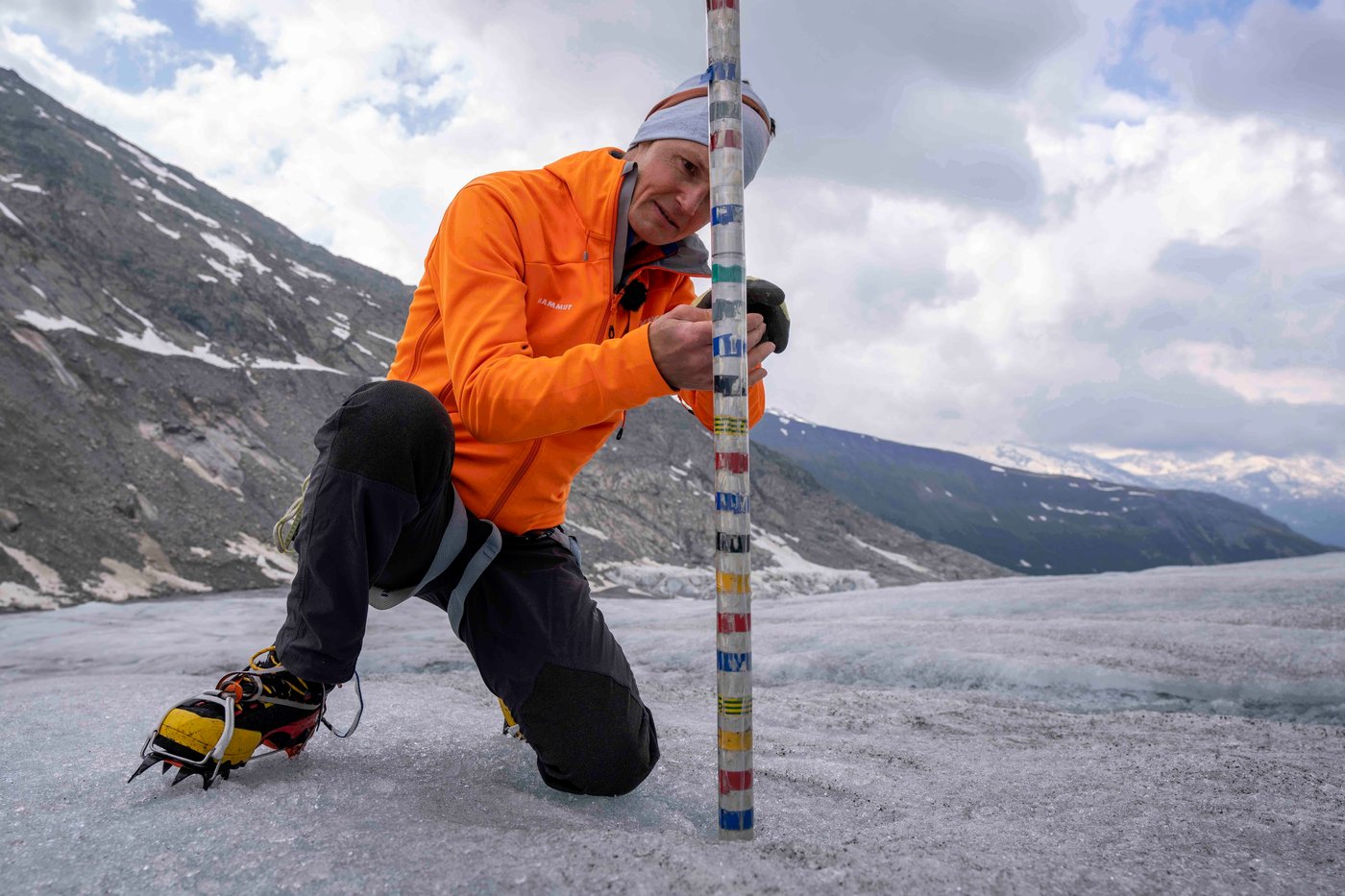 Swiss glaciers lose over 5% of ice volume in 2026 as heat waves, low winter snow accelerate thaw | iNFOnews.ca