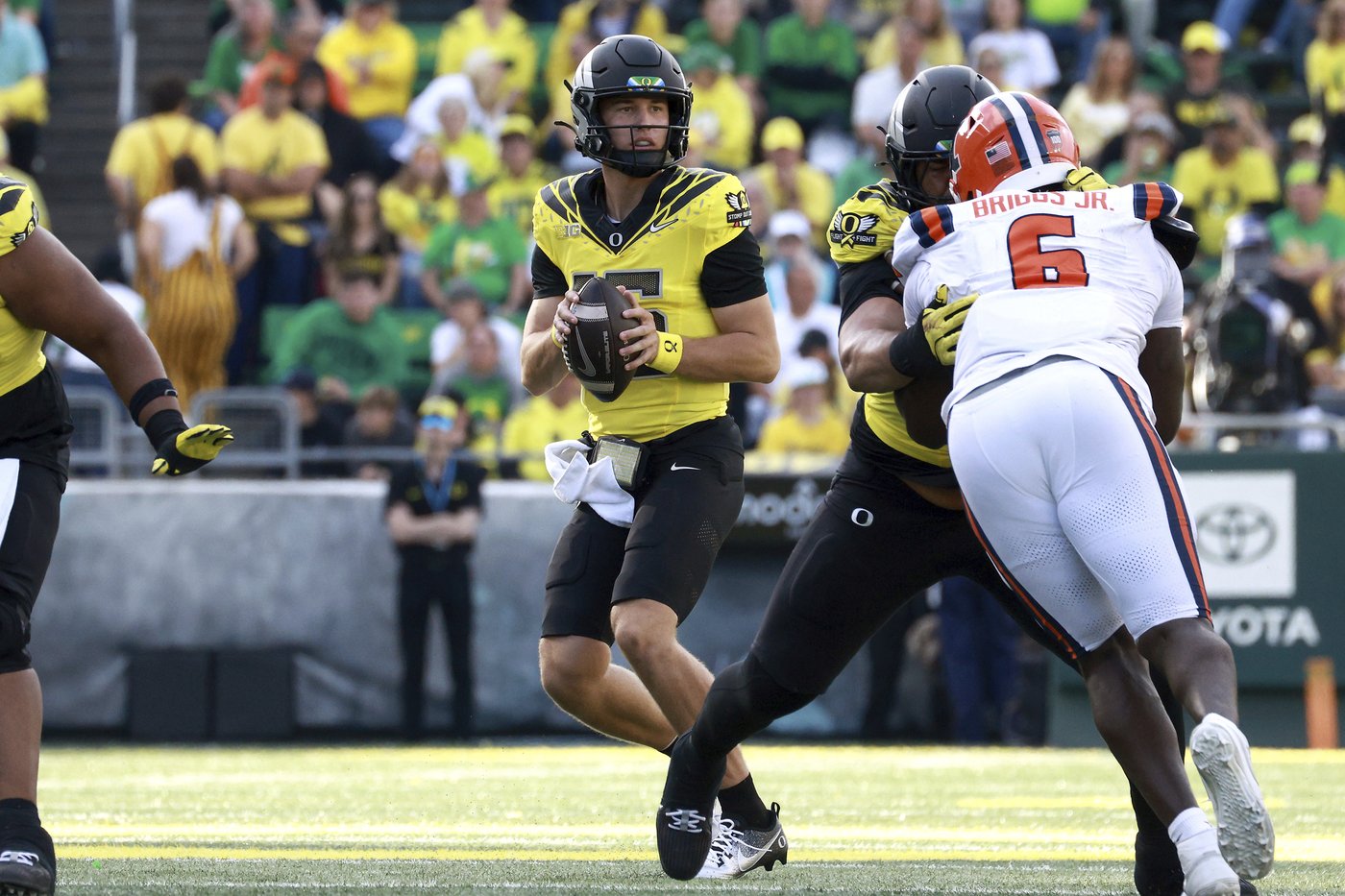 Top-ranked Oregon expected to rout Michigan, but the defending national champions sound confident | iNFOnews.ca Top-ranked Oregon expected to rout Michigan, but the defending national champions sound confident | iNFOnews.ca
