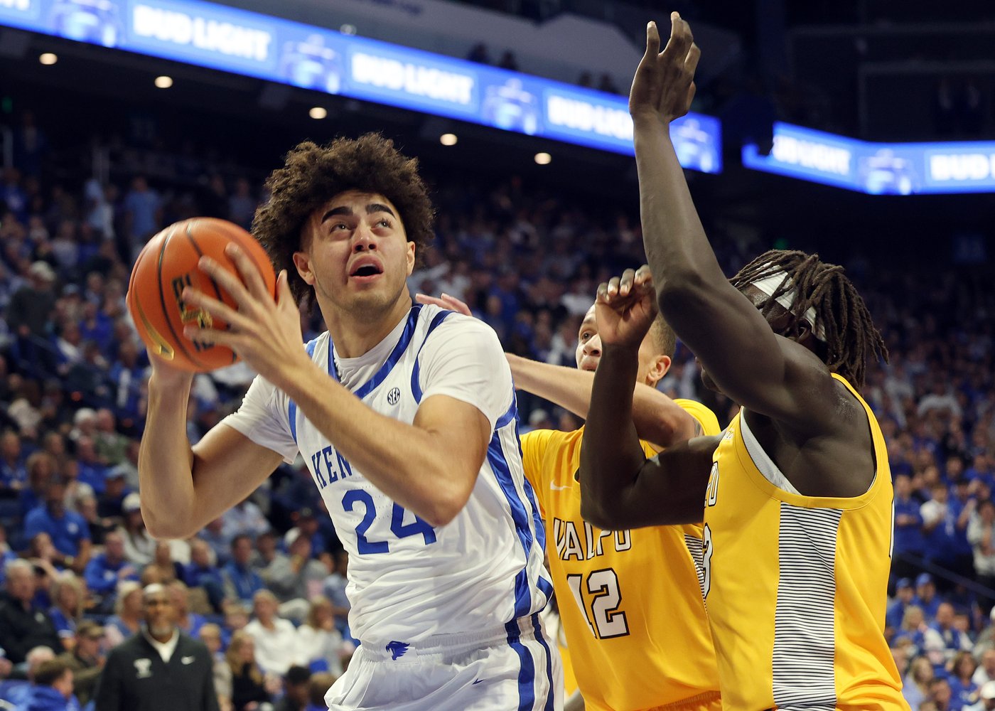 Moreno's double-double powers No. 9 Kentucky to 107-59 rout of Valparaiso | iNFOnews.ca Moreno's double-double powers No. 9 Kentucky to 107-59 rout of Valparaiso | iNFOnews.ca