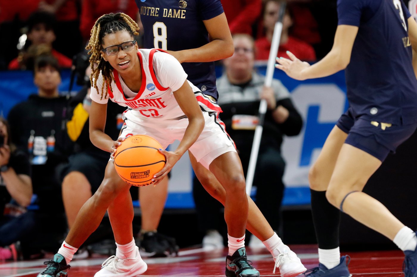 Hidalgo has another strong performance, Notre Dame women beat Ohio State to move into Sweet 16 | iNFOnews.ca
