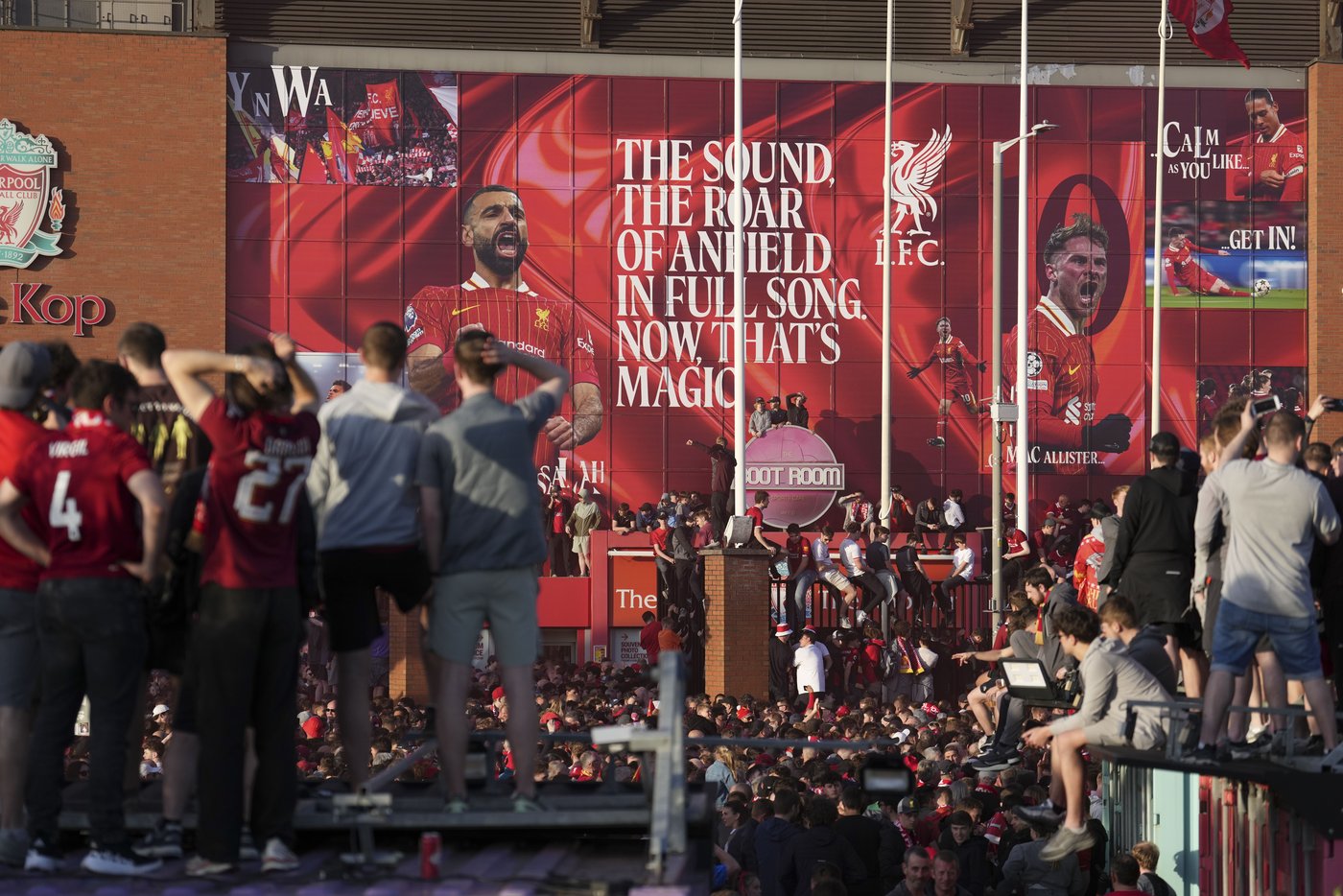 PHOTO COLLECTION: Liverpool Clinch Premier League Title | iNFOnews.ca