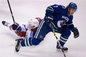 Canucks place Booth on waivers with intent to buy out veteran forward | iNFOnews.ca CP28794044