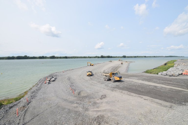Construction on Montreal port expansion underway as ‘nation-building’ effort ramps up | iNFOnews.ca