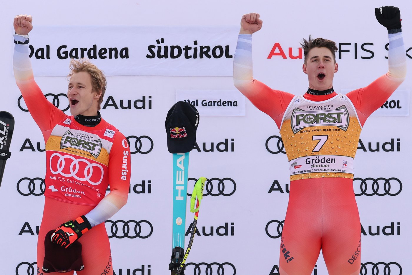 Von Allmen edges Odermatt in latest World Cup downhill duel for Swiss stars | iNFOnews.ca