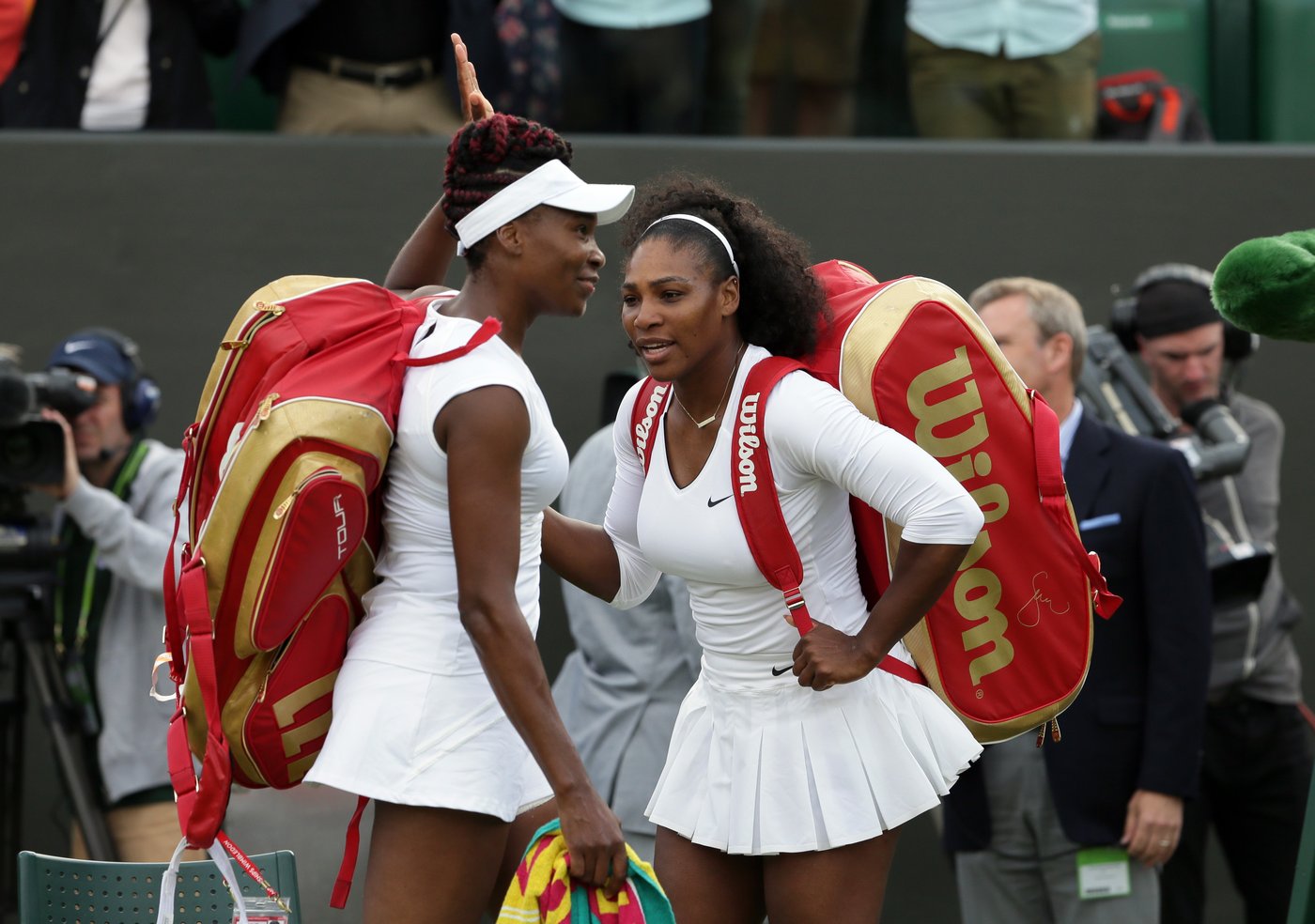 Serena and Venus Williams to play doubles together at Wimbledon with a combined age of 90 | iNFOnews.ca