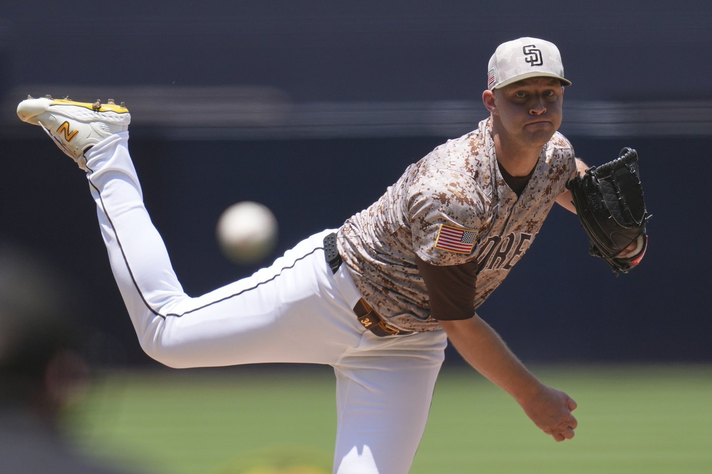 Padres starter Michael King a late scratch vs. Braves with shoulder stiffness | iNFOnews.ca