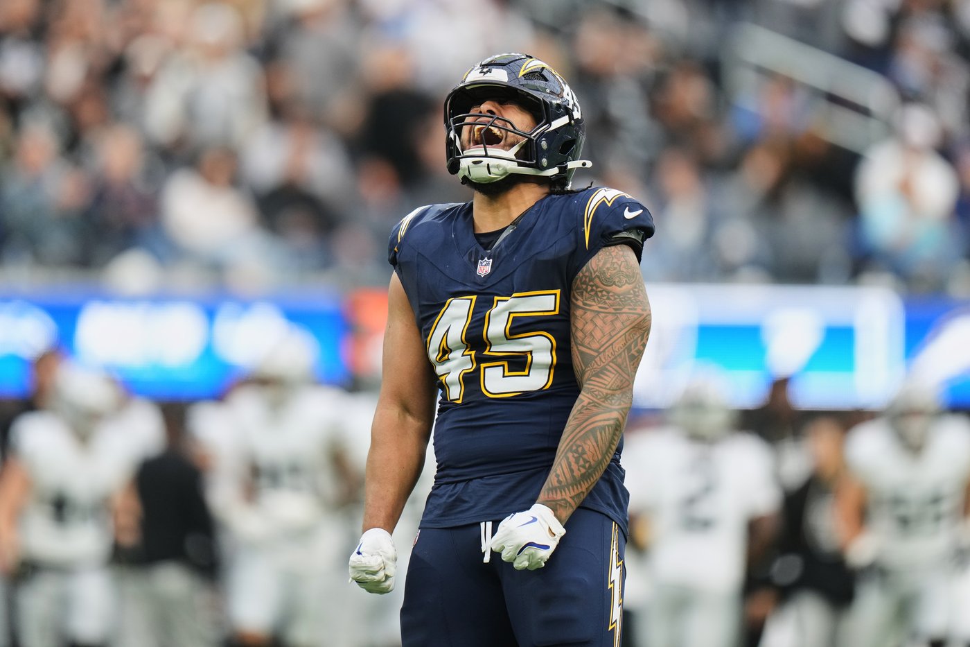 With 10 sacks and growing leadership, Chargers OLB Tuli Tuipulotu elevating all aspects of his game | iNFOnews.ca With 10 sacks and growing leadership, Chargers OLB Tuli Tuipulotu elevating all aspects of his game | iNFOnews.ca