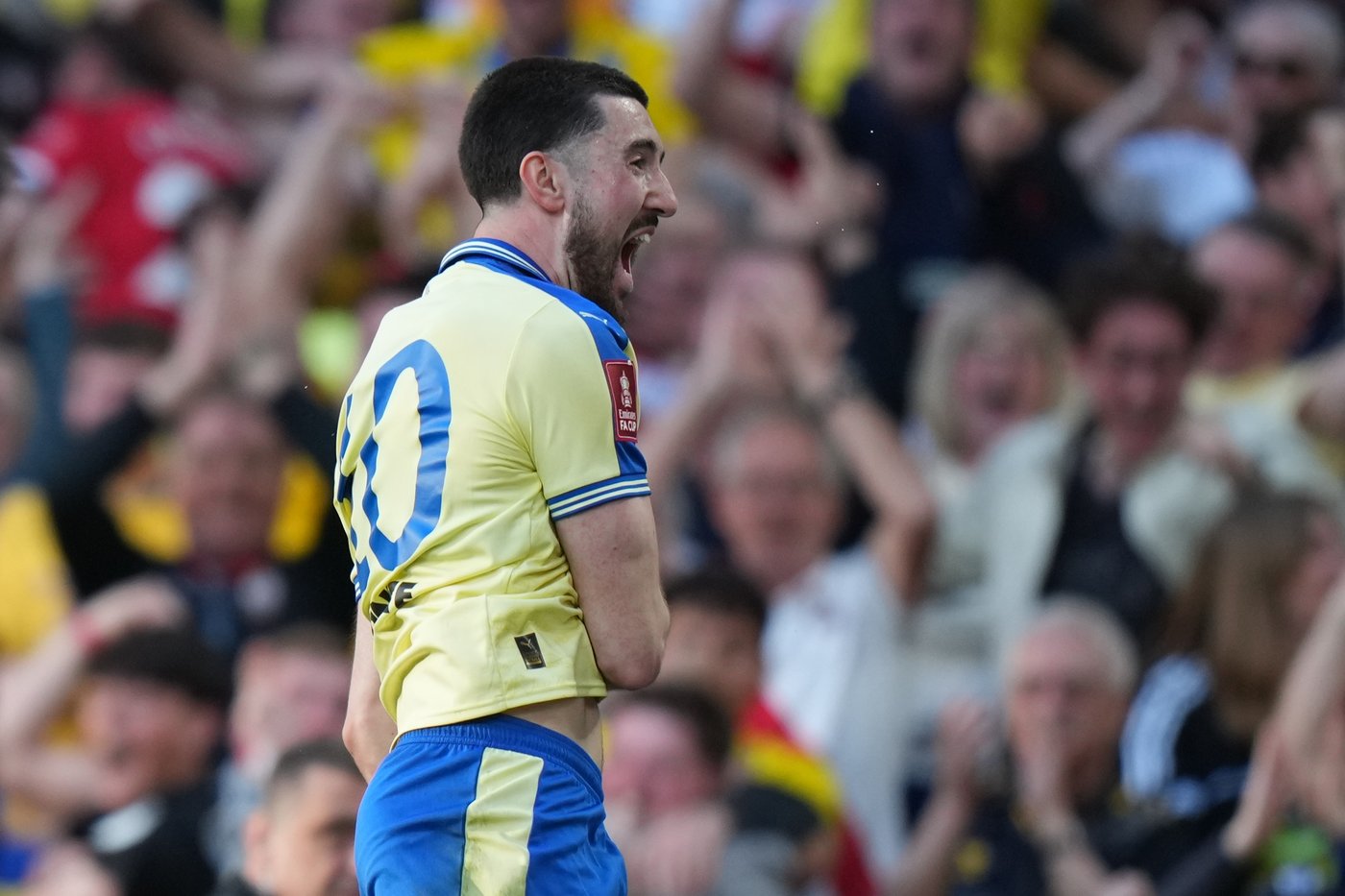 Man City books another FA Cup final and Arsenal goes top of the Premier League | iNFOnews.ca Man City books another FA Cup final and Arsenal goes top of the Premier League | iNFOnews.ca