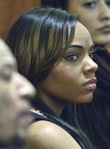 Fiancee of ex-Patriots player Aaron Hernandez to be called to testify in murder trial Friday | iNFOnews.ca Fiancee of ex-Patriots player Aaron Hernandez to be called to testify in murder trial Friday | iNFOnews.ca