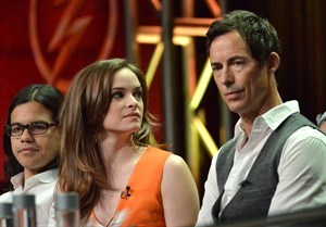 Canuck-born Tom Cavanagh shows sinister side in superhero series 'The Flash' | iNFOnews.ca CP30223110