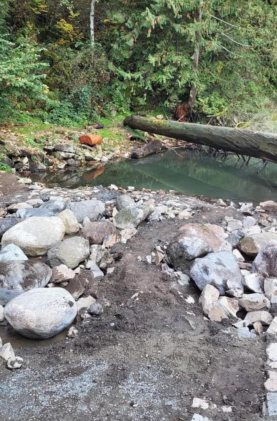 Who ruined Hobo Hot Springs? Ministry investigates as mystery roils Harrison, B.C. | iNFOnews.ca