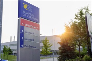 1 in 10 ER patients face lengthy waits for beds, especially seniors: report | iNFOnews.ca CP30195765