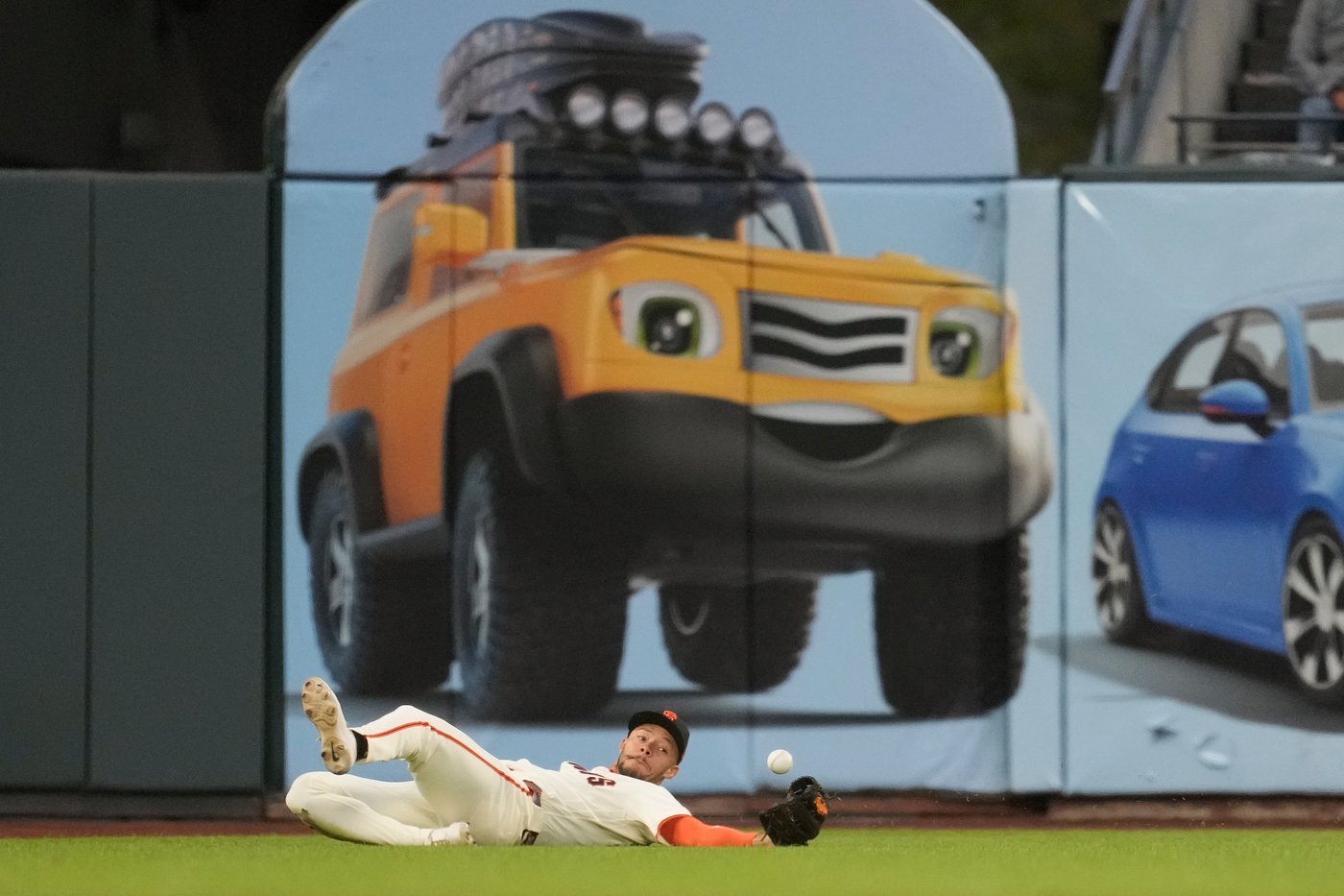 Eldridge has 4 hits, drives in 4 runs as Giants beat Diamondbacks 7-2 to split doubleheader | iNFOnews.ca Eldridge has 4 hits, drives in 4 runs as Giants beat Diamondbacks 7-2 to split doubleheader | iNFOnews.ca