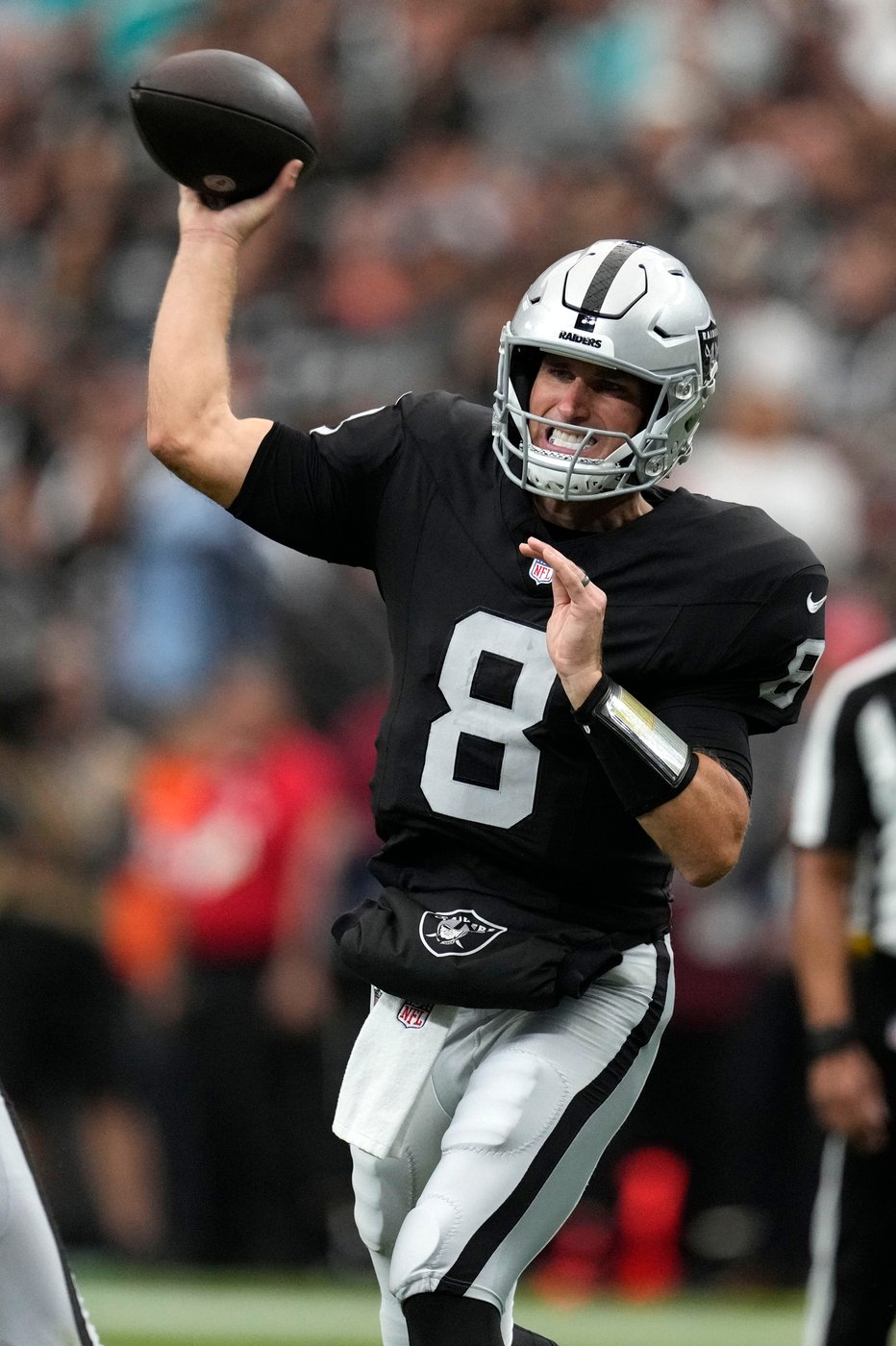 Kirk Cousins throws 3 TDs, joins 300-touchdown club as Raiders beat Dolphins 27-13 | iNFOnews.ca Kirk Cousins throws 3 TDs, joins 300-touchdown club as Raiders beat Dolphins 27-13 | iNFOnews.ca
