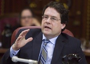 Bernard Drainville to run for Parti Quebecois leadership | iNFOnews.ca CP30357238