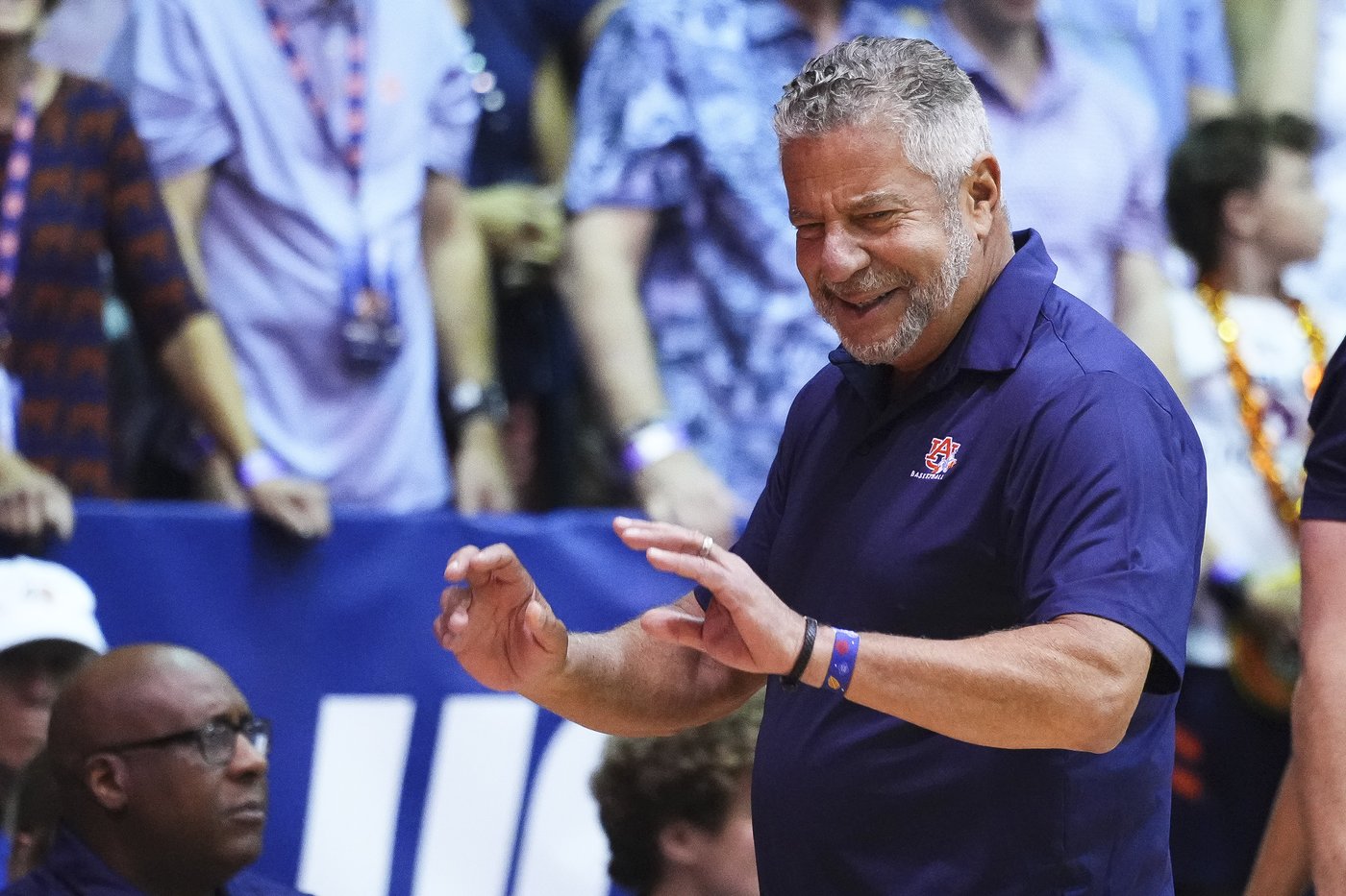 Broome has 23 points and 19 rebounds as No. 4 Auburn tops No. 12 UNC 85-72 to reach Maui title game | iNFOnews.ca
