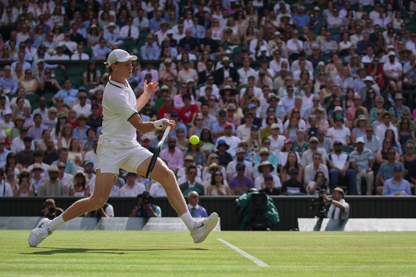 Sinner regained his timing on a hard court before his demolition of Djokovic on Wimbledon's grass | iNFOnews.ca Sinner regained his timing on a hard court before his demolition of Djokovic on Wimbledon's grass | iNFOnews.ca