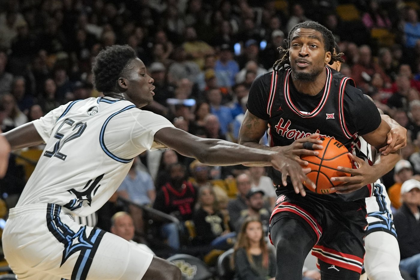 J'Wan Roberts lifts No. 10 Houston to last-second win over UCF | iNFOnews.ca J'Wan Roberts lifts No. 10 Houston to last-second win over UCF | iNFOnews.ca