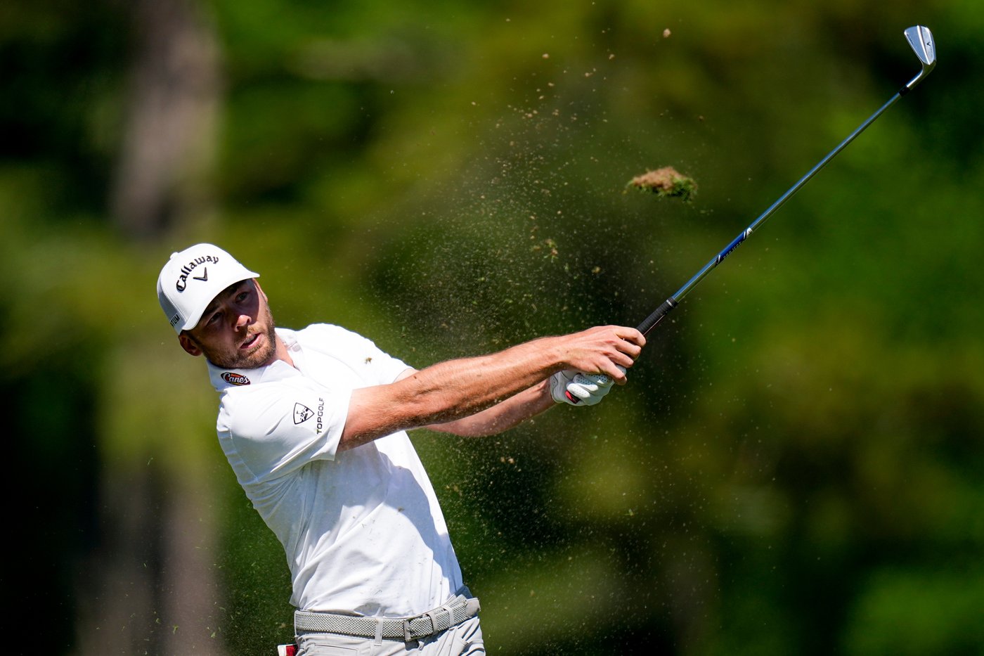 Rory McIlroy pulls away with birdie binge and sets Masters record with 6-shot lead at halfway mark | iNFOnews.ca