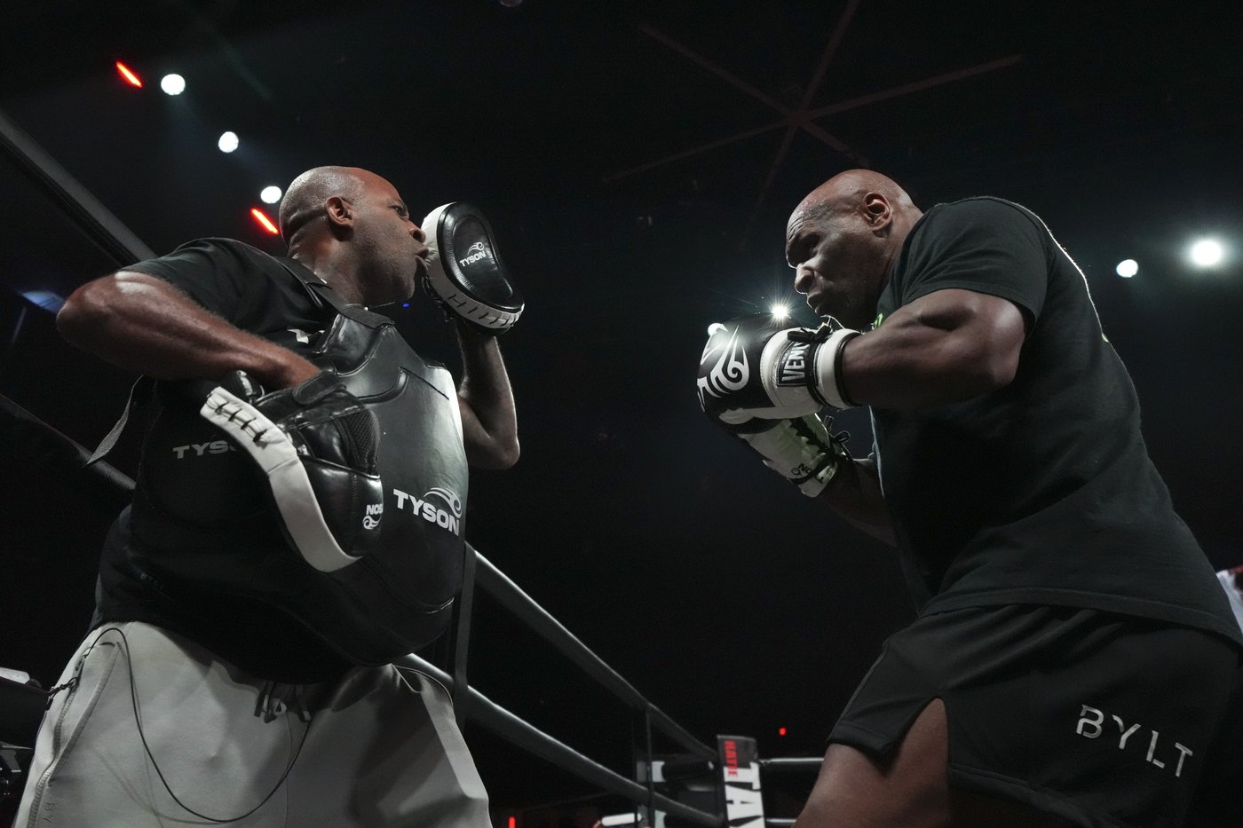 Mike Tyson-Jake Paul: How to watch the fight, time, odds | iNFOnews.ca