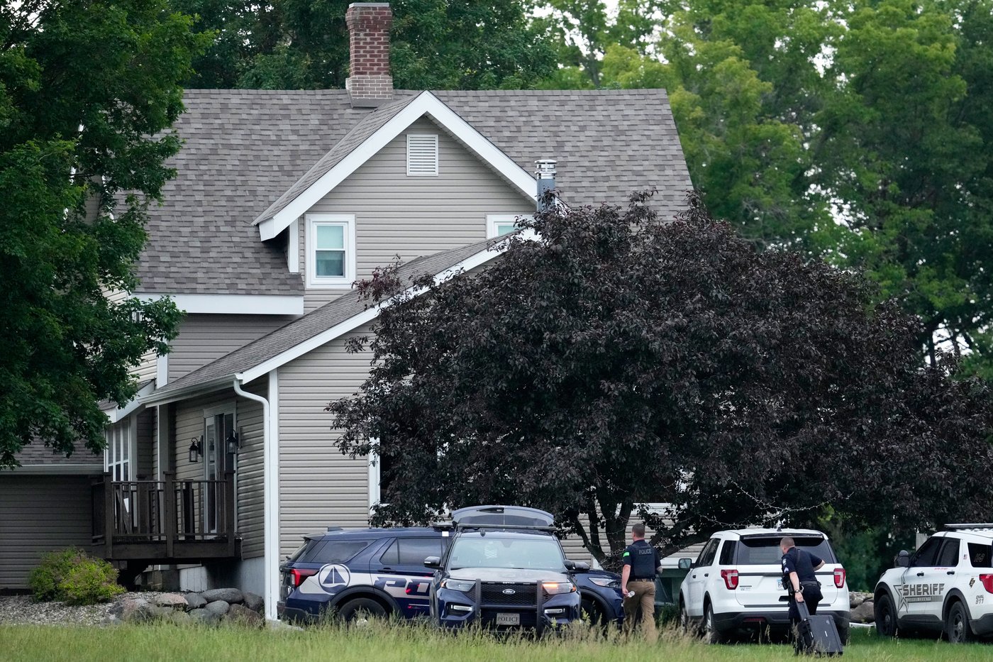 Suspect in shooting of Minnesota state lawmakers targeted 2 others that night, prosecutors say | iNFOnews.ca Suspect in shooting of Minnesota state lawmakers targeted 2 others that night, prosecutors say | iNFOnews.ca