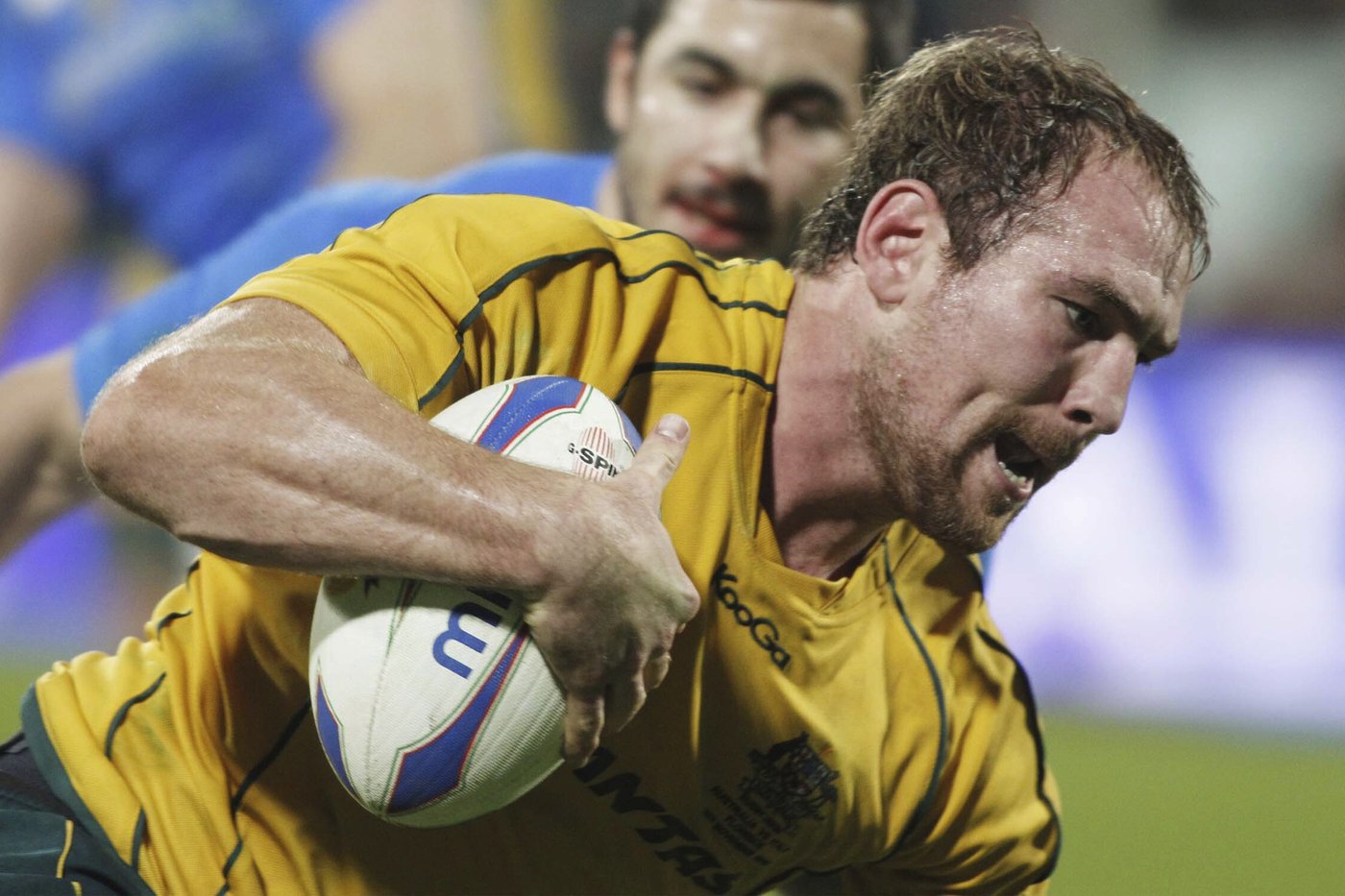 French court issues international arrest warrant to ex-Australia rugby star Rocky Elsom | iNFOnews.ca