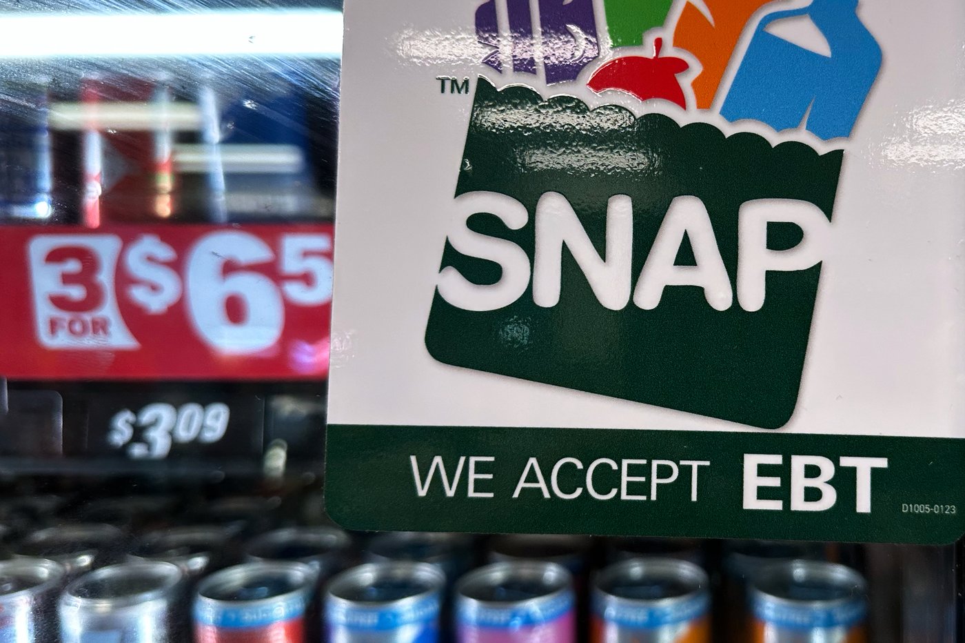 What to know about the administration's plan to withhold states' money to manage SNAP food aid | iNFOnews.ca What to know about the administration's plan to withhold states' money to manage SNAP food aid | iNFOnews.ca