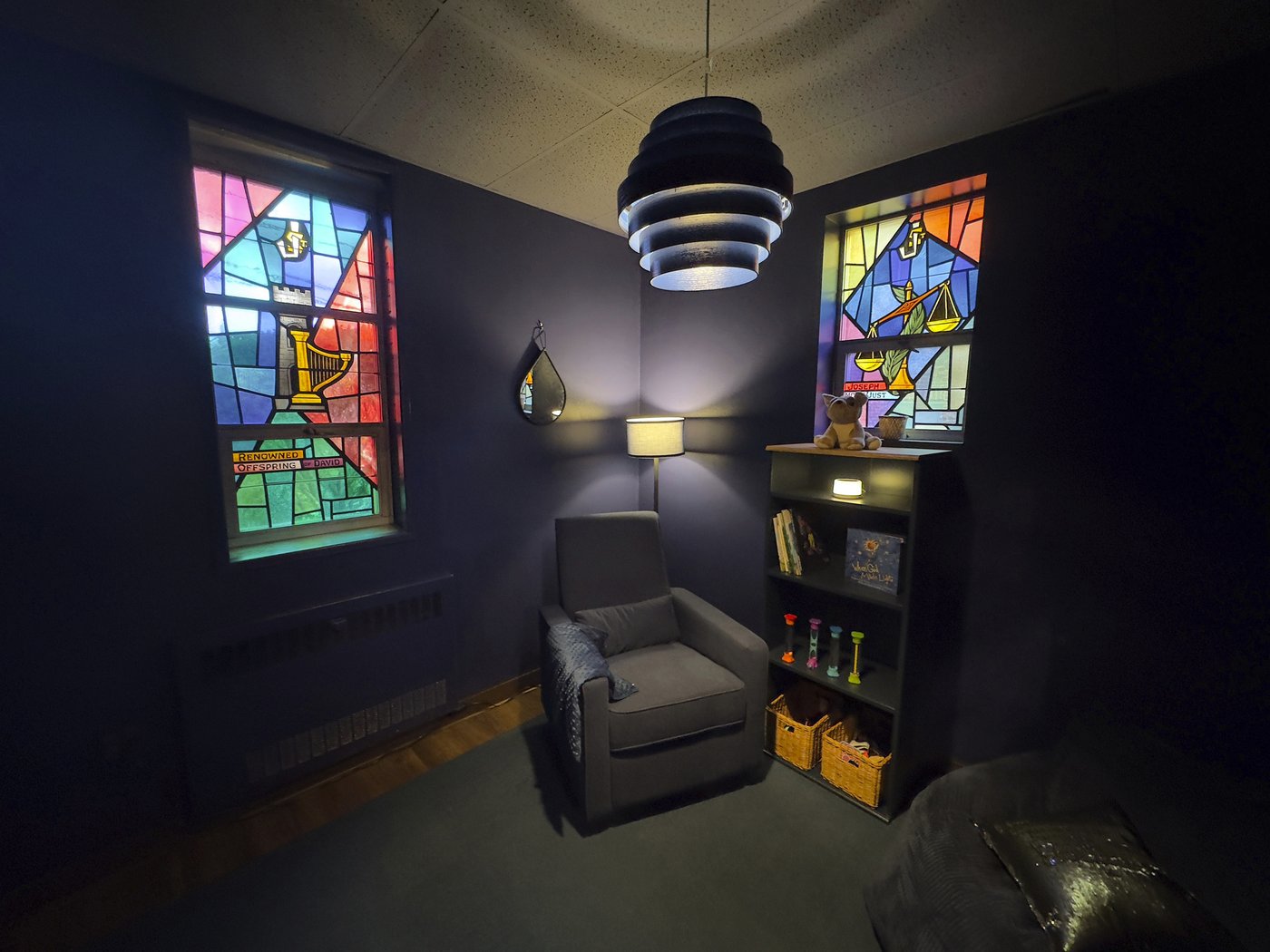 In temples and churches, sensory rooms remove barriers for neurodivergent worshipers | iNFOnews.ca