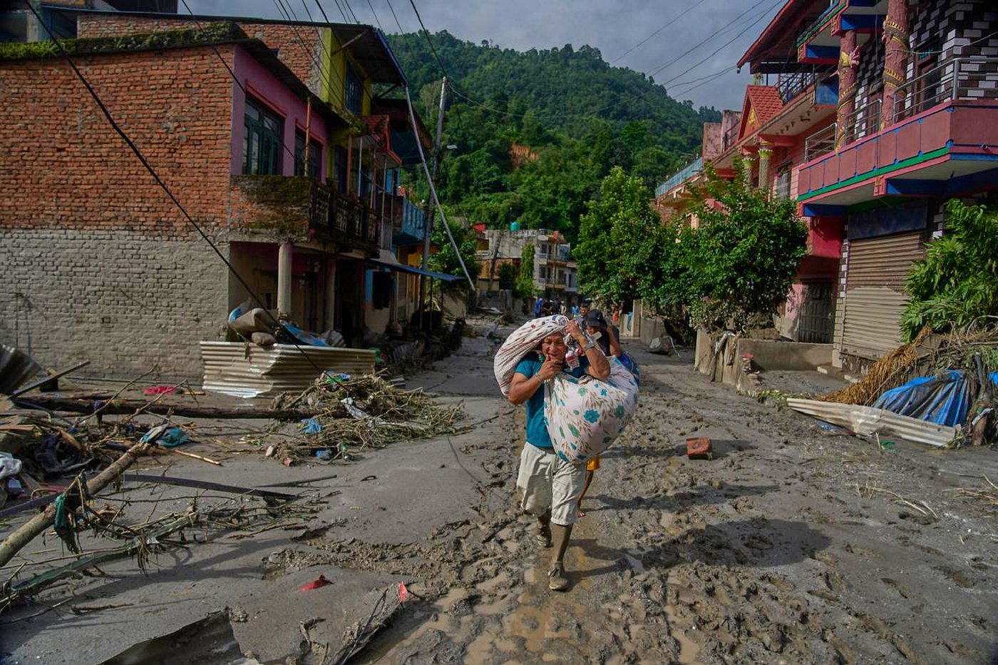 More than 1,300 are missing in Nepal and Tibet after catastrophic floods caused by glacial collapse | iNFOnews.ca
