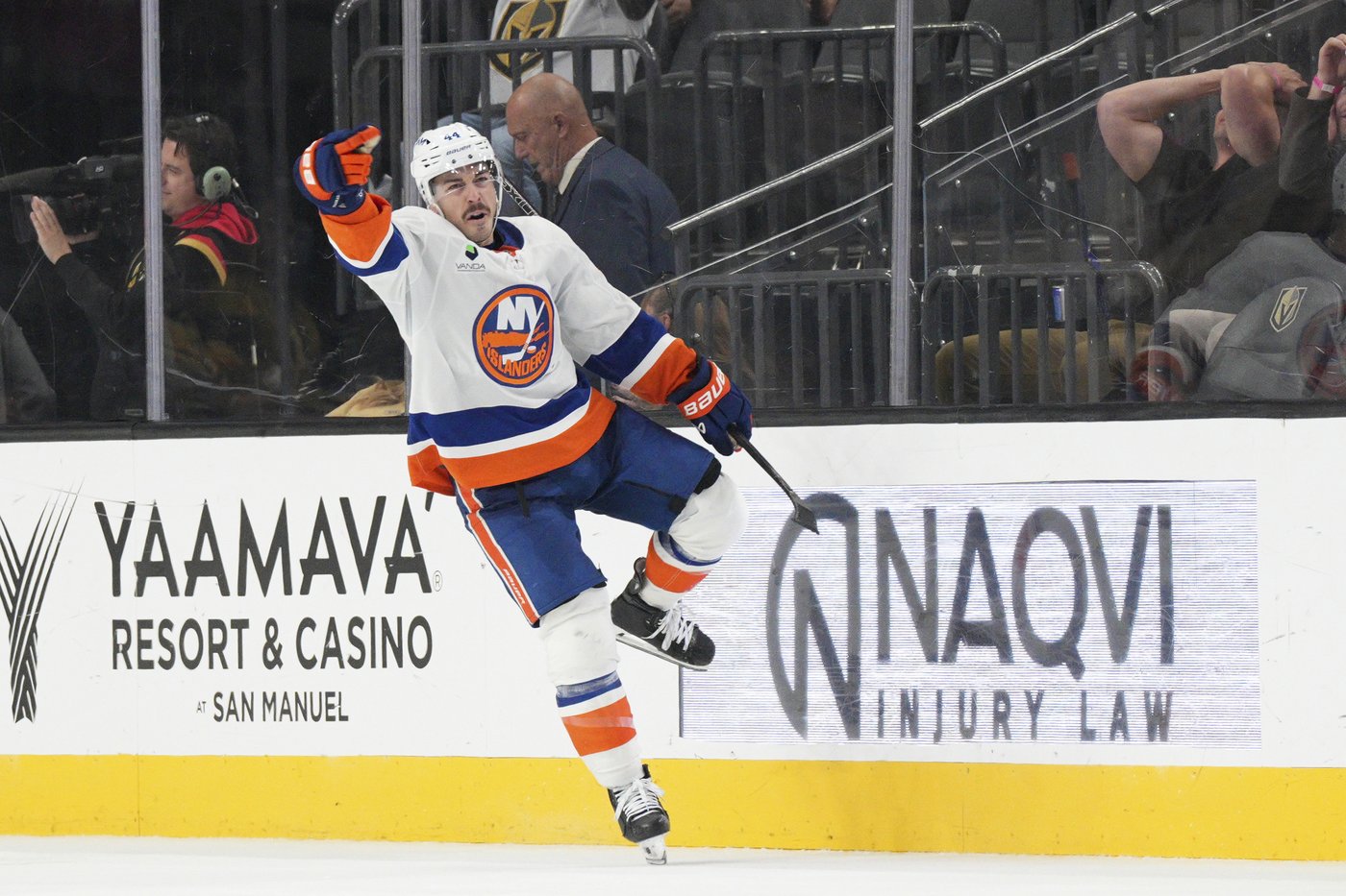 Pageau scores short-handed goal in OT as Islanders beat Golden Knights 4-3 | iNFOnews.ca Pageau scores short-handed goal in OT as Islanders beat Golden Knights 4-3 | iNFOnews.ca