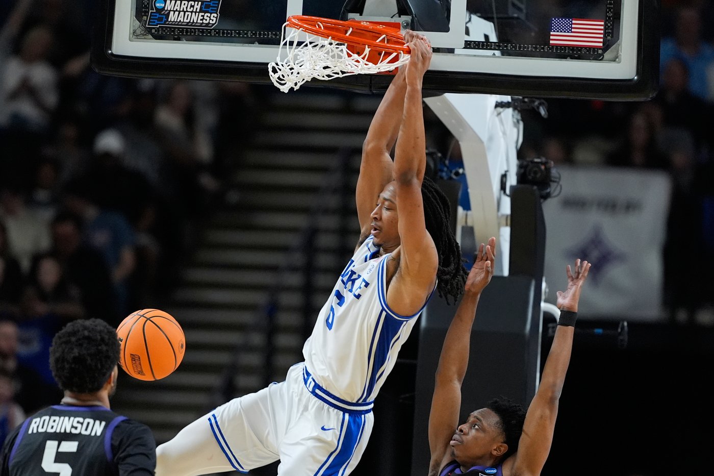 Top seeds Duke, Arizona get solid backing from Proline bettors | iNFOnews.ca