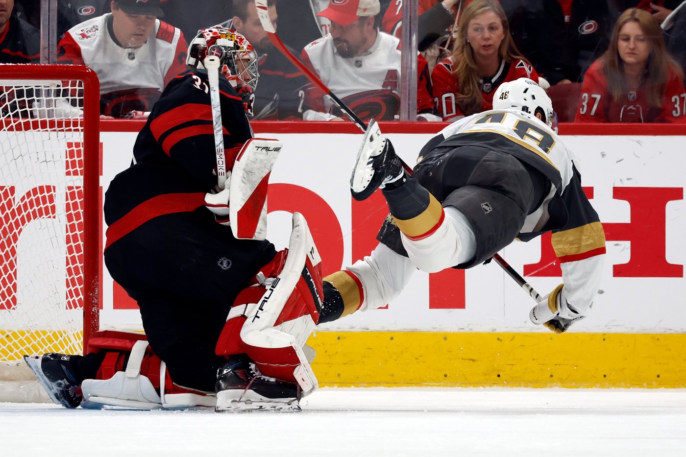 Vegas and Carolina put on a show to get the Stanley Cup Final off to a terrific start | iNFOnews.ca Vegas and Carolina put on a show to get the Stanley Cup Final off to a terrific start | iNFOnews.ca