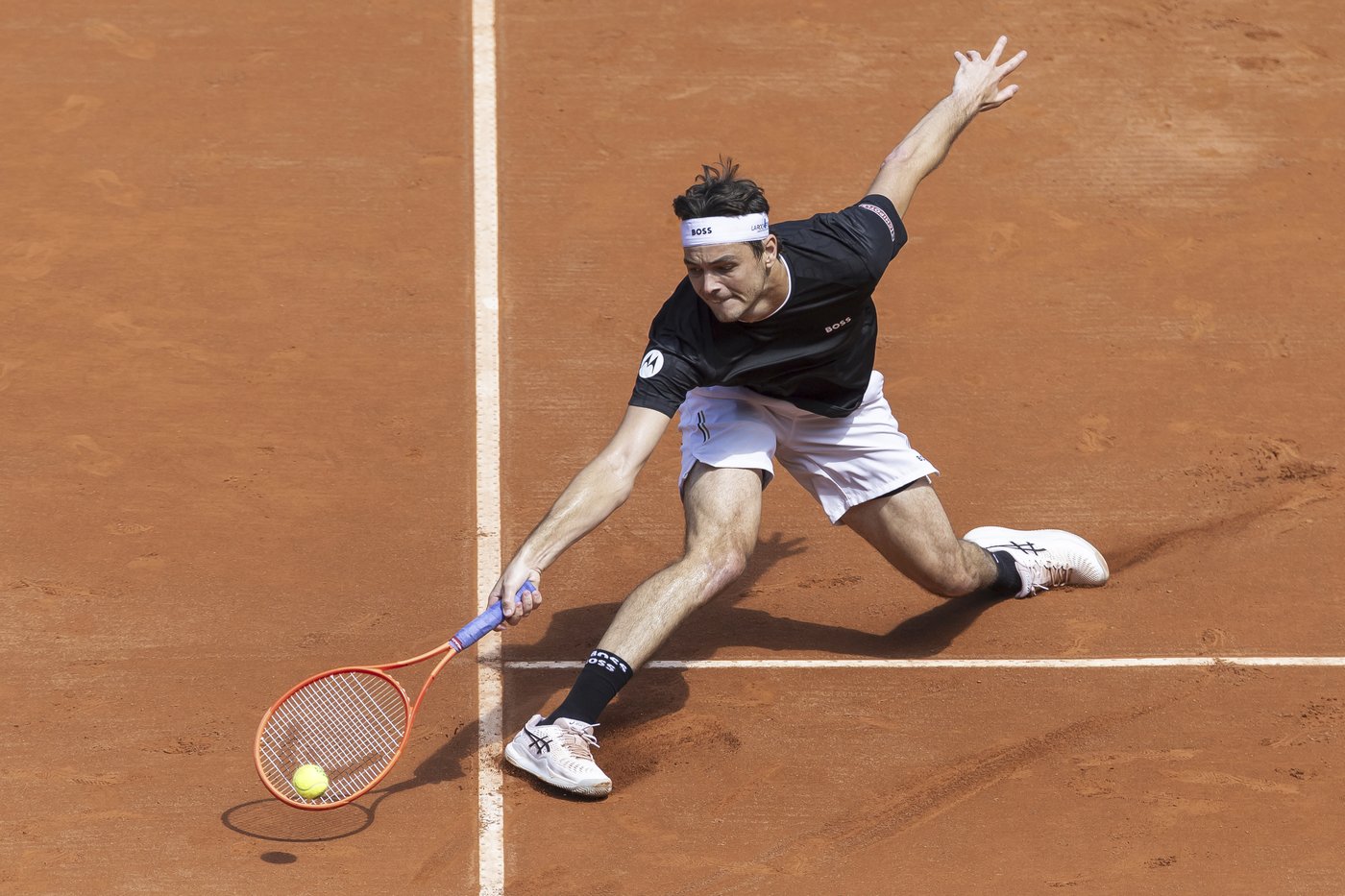 Djokovic gets first win on clay this year by beating Fucsovics at Geneva Open | iNFOnews.ca Djokovic gets first win on clay this year by beating Fucsovics at Geneva Open | iNFOnews.ca