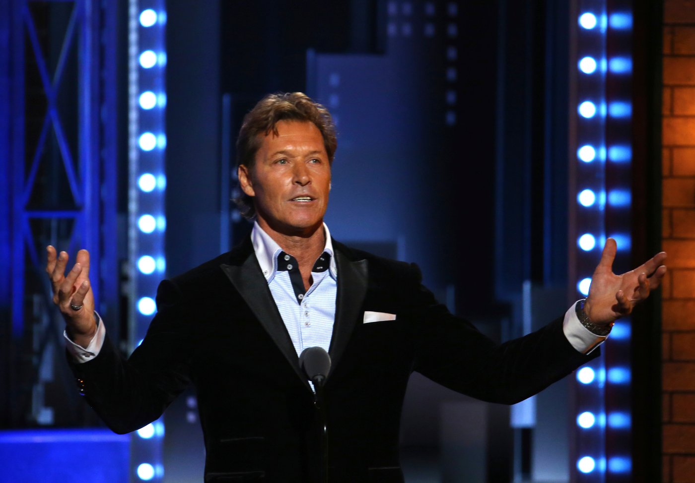 Former NHL player and longtime Rangers fan favorite Ron Duguay dies at 69 | iNFOnews.ca
